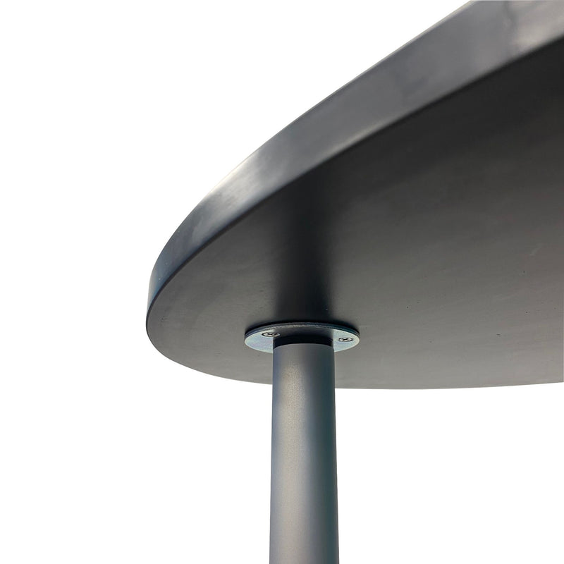 Oval display plinth for events