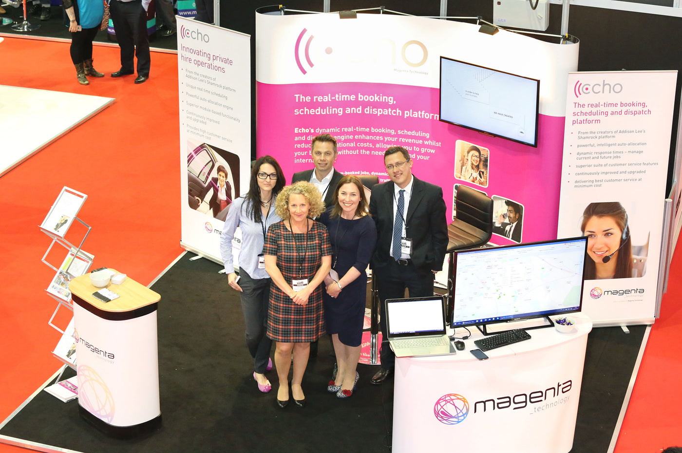 Trade show exhibition stand